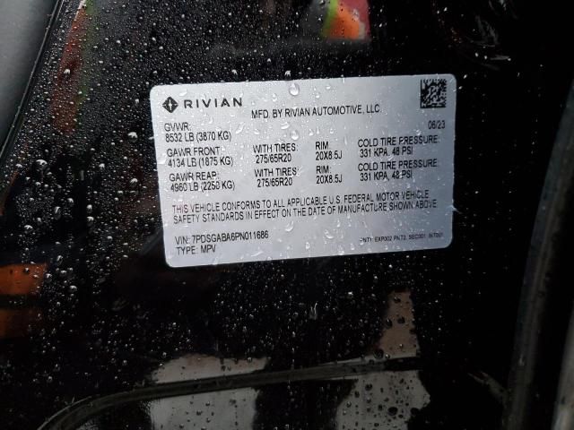 2023 Rivian R1S Adventure