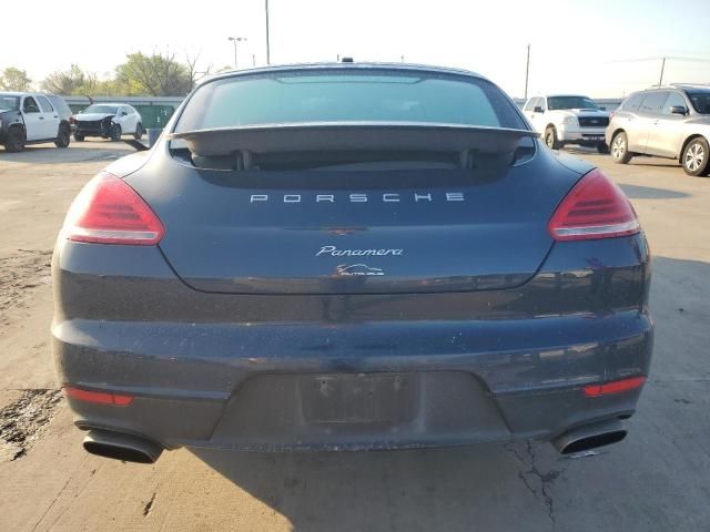 2015 Porsche Panamera 2