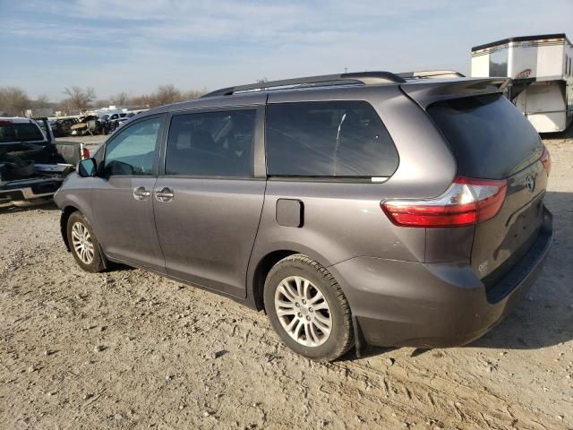 2015 Toyota Sienna XLE