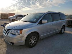 Chrysler Vehiculos salvage en venta: 2010 Chrysler Town & Country Touring