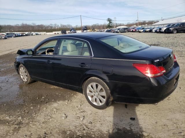 2005 Toyota Avalon XL