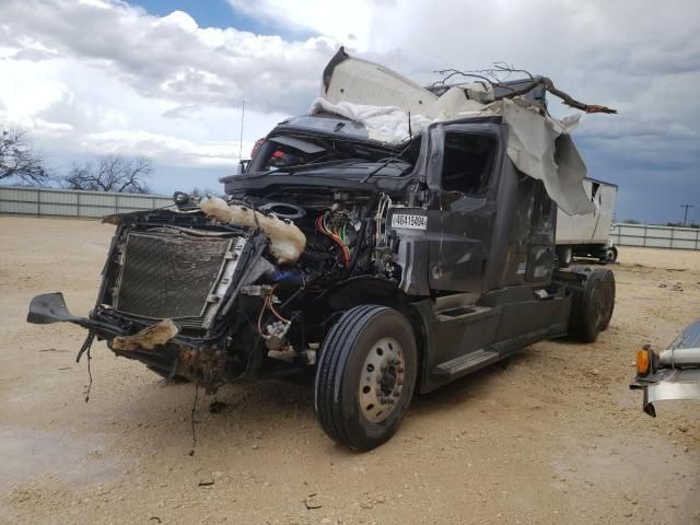 2022 Freightliner Cascadia 126