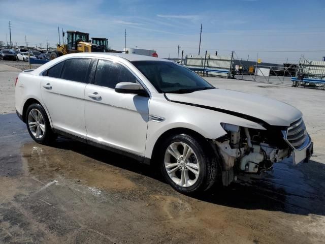 2014 Ford Taurus SEL