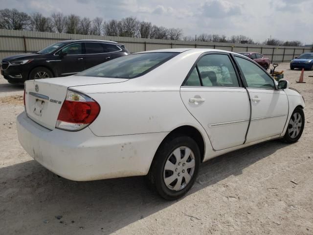 2005 Toyota Camry LE