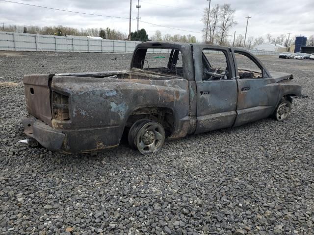 2005 Dodge Dakota Quattro