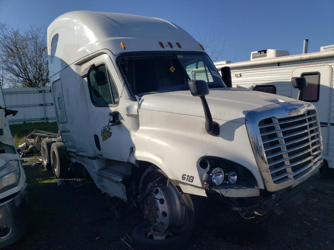 2015 Freightliner Cascadia 125