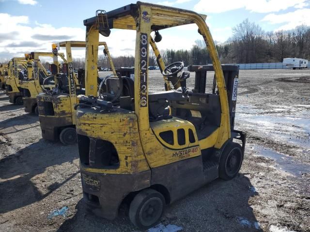 2010 Hyster ER Forklift
