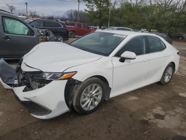 2022 Toyota Camry LE