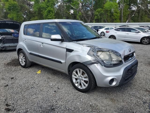 2013 KIA Soul +