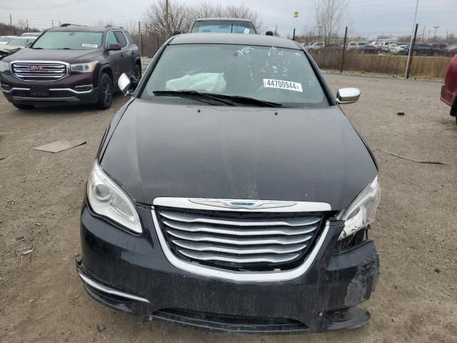 2013 Chrysler 200 Limited