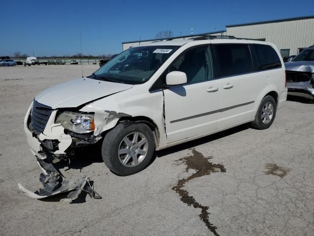 2010 Chrysler Town & Country Touring