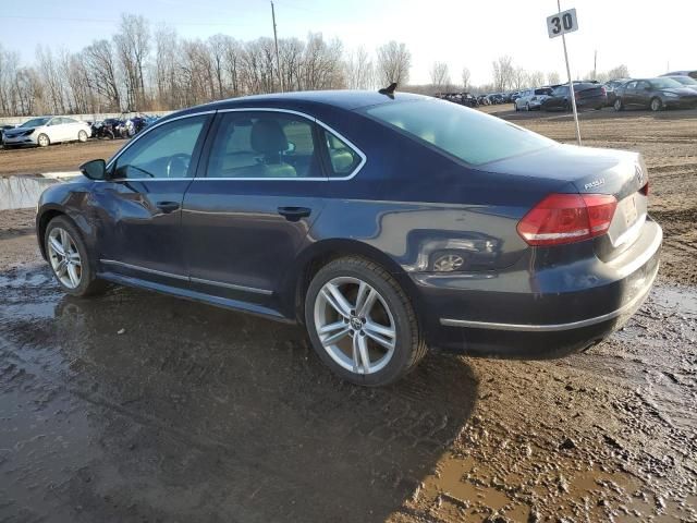 2012 Volkswagen Passat SEL