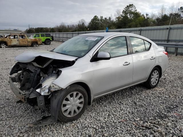 2013 Nissan Versa S