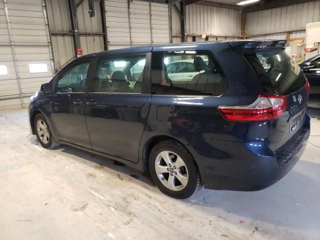 2018 Toyota Sienna L