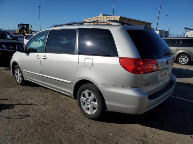 2009 Toyota Sienna CE