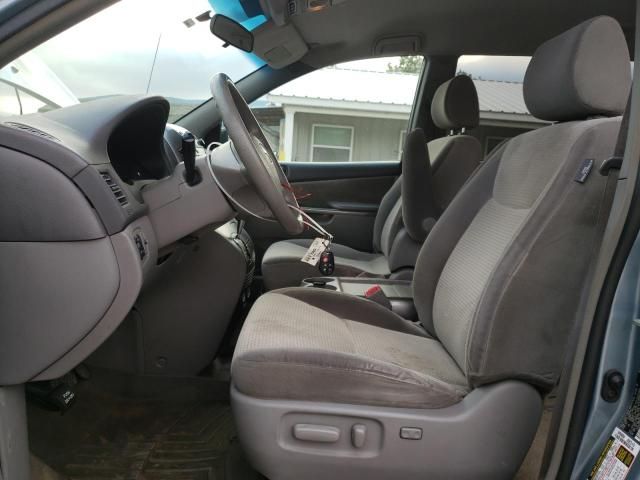 2007 Toyota Sienna CE