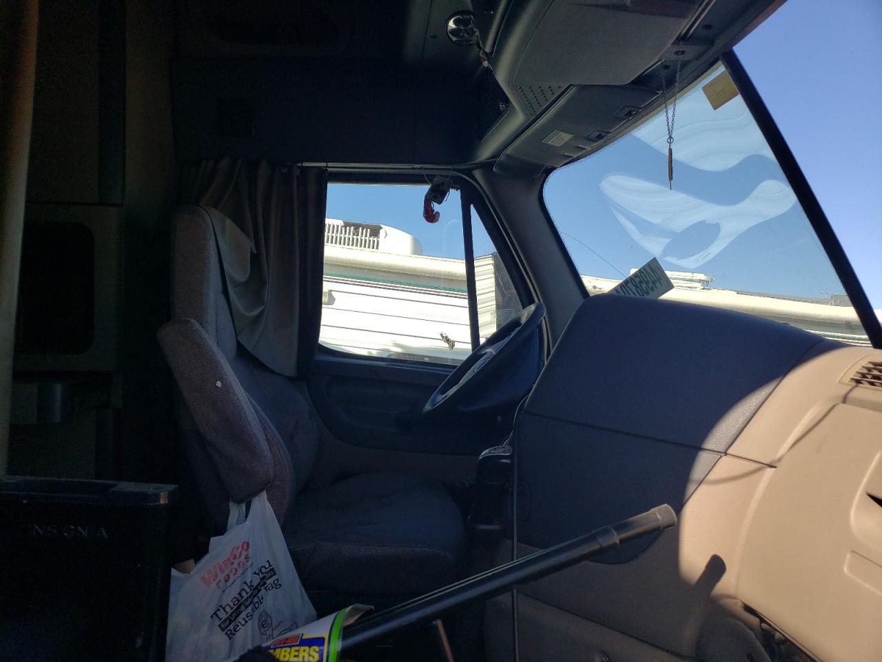 2015 Freightliner Cascadia 125