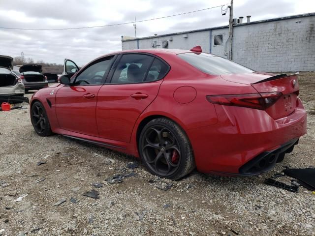 2017 Alfa Romeo Giulia Quadrifoglio