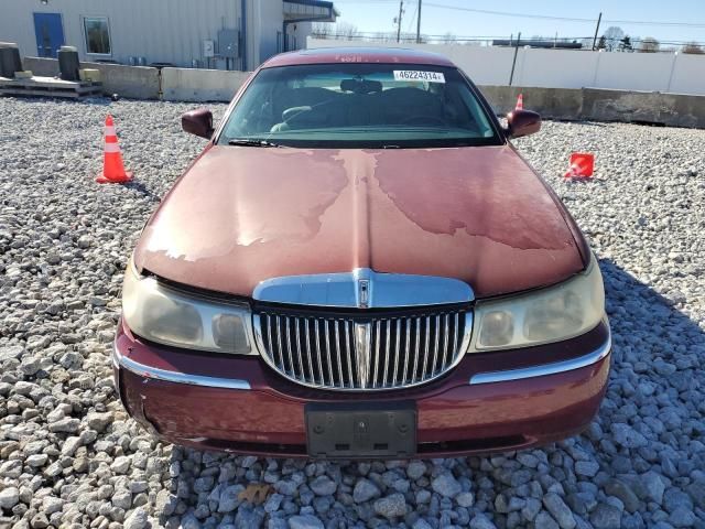 1998 Lincoln Town Car Signature