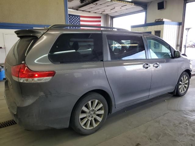 2012 Toyota Sienna XLE