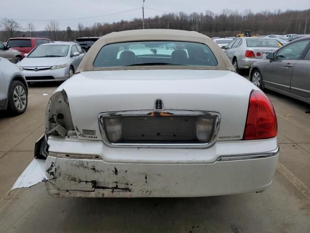 2009 Lincoln Town Car Signature Limited