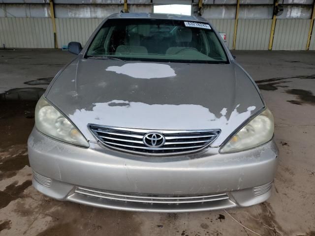 2005 Toyota Camry LE