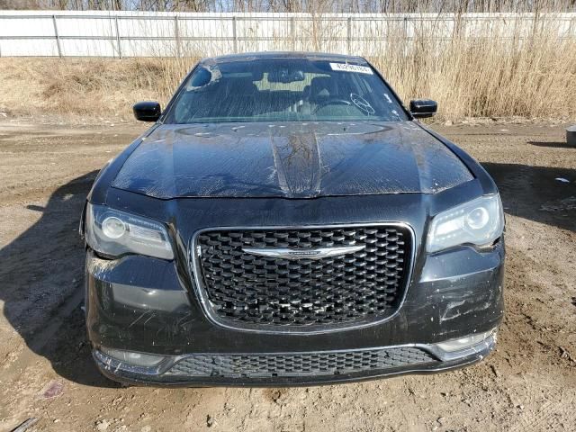 2016 Chrysler 300 S