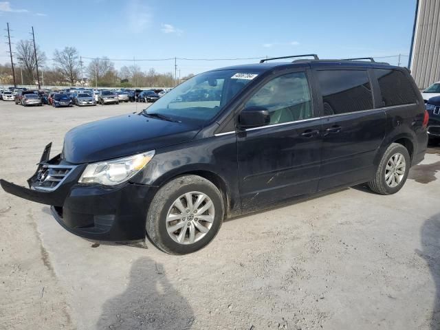 2012 Volkswagen Routan SE