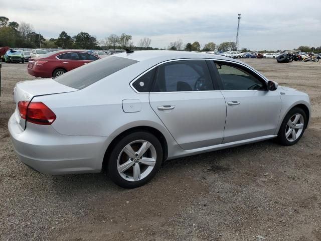 2013 Volkswagen Passat SE