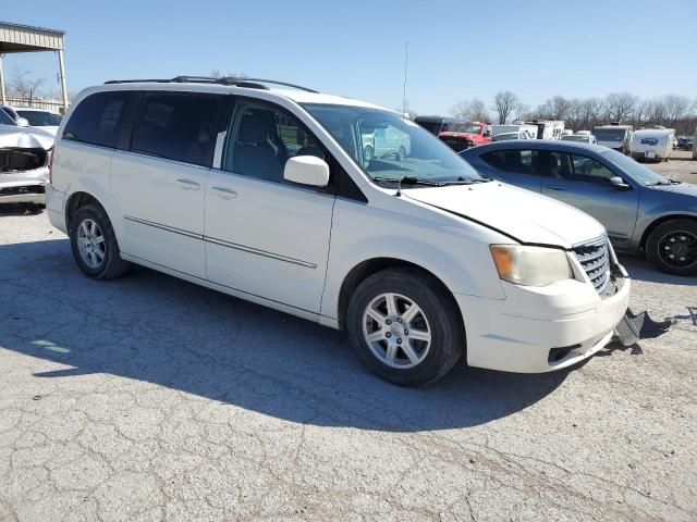 2010 Chrysler Town & Country Touring