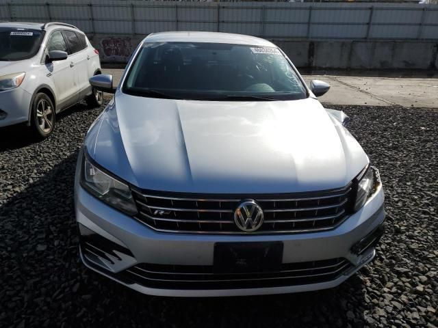 2017 Volkswagen Passat R-Line