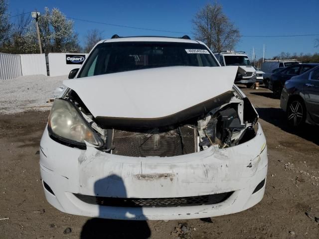 2010 Toyota Sienna CE