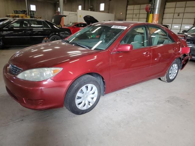 2005 Toyota Camry LE