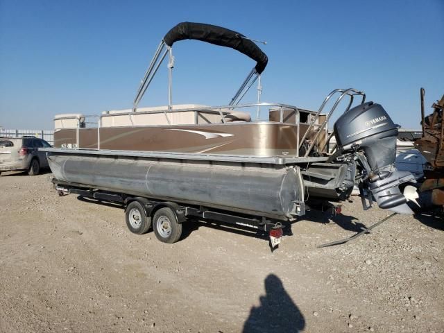 2012 Suncruiser Trailer