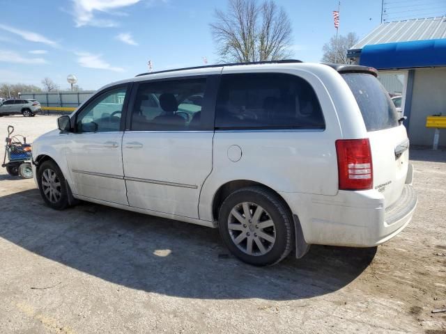 2010 Chrysler Town & Country Touring