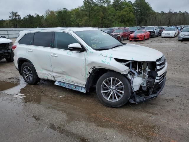 2018 Toyota Highlander SE