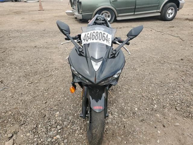 2015 Yamaha YZFR3