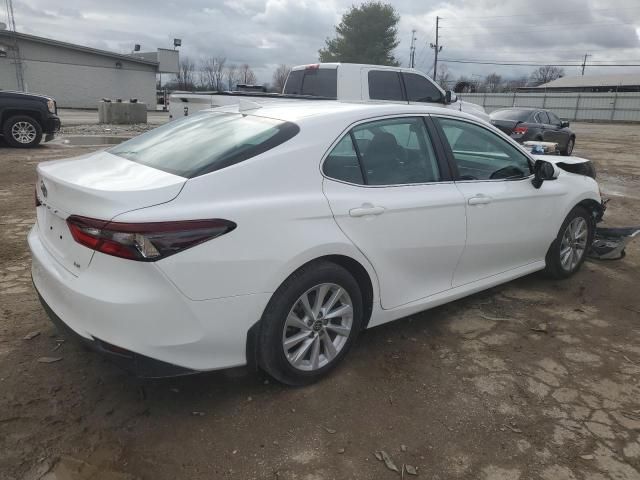 2022 Toyota Camry LE