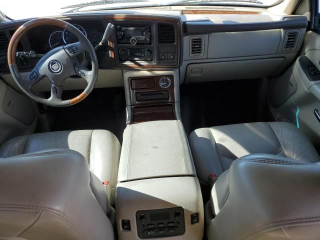 2004 Cadillac Escalade Luxury