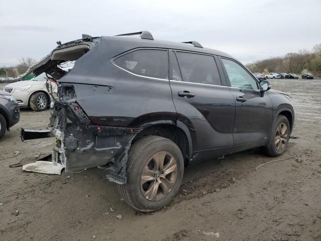 2023 Toyota Highlander Hybrid Bronze Edition