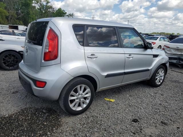 2013 KIA Soul +