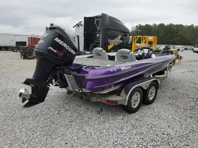 2008 Triton Boat