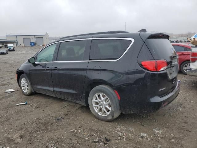 2021 Chrysler Voyager LX