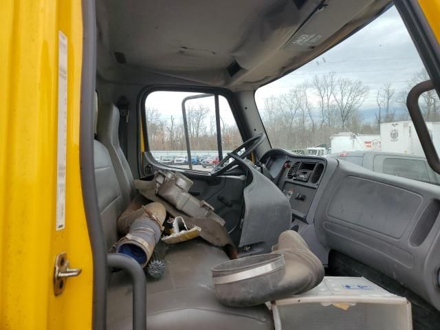 2005 Freightliner M2 106 Medium Duty
