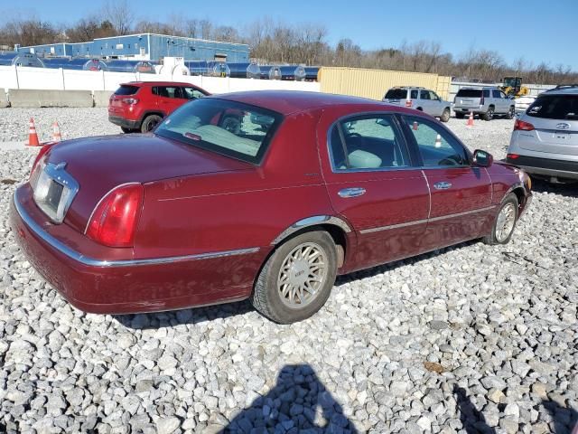 1998 Lincoln Town Car Signature