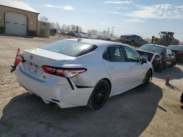 2020 Toyota Camry SE