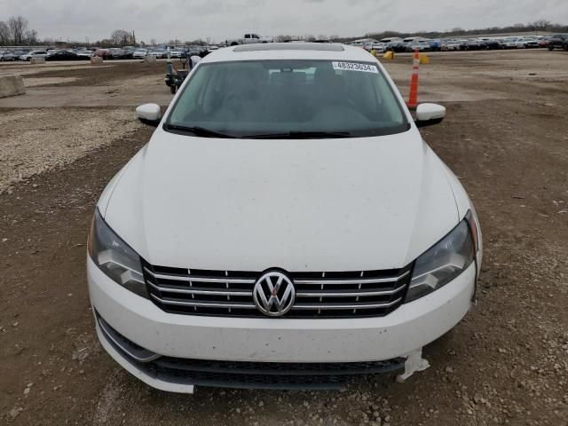 2014 Volkswagen Passat SE