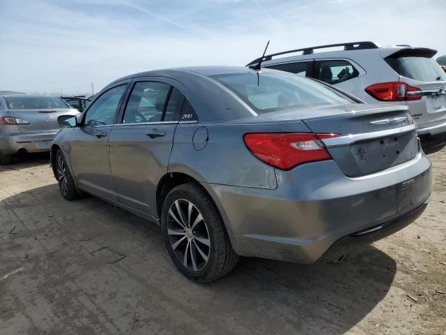 2013 Chrysler 200 Limited