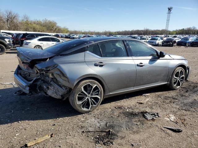 2023 Nissan Altima SR