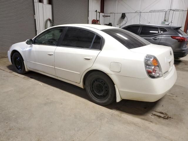 2004 Nissan Altima Base